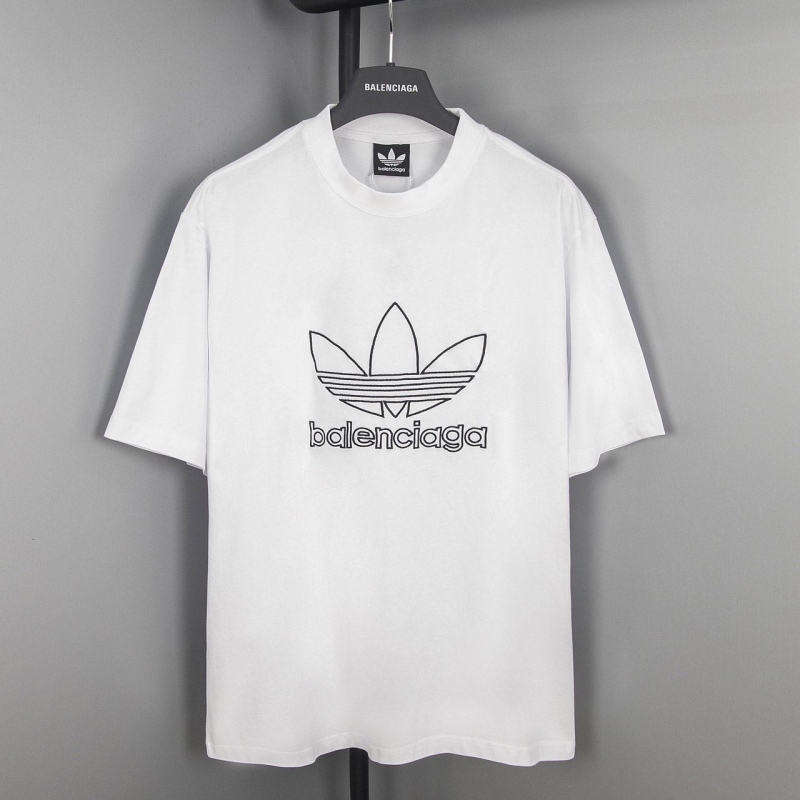 Ba*len*cia*ga t-shirts
